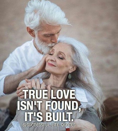 Older Couple, Betrayal Quotes, Old Couple, Elderly Couples, Growing Old Together, Old Couples, Coban, Lasting Love, Trendy Quotes