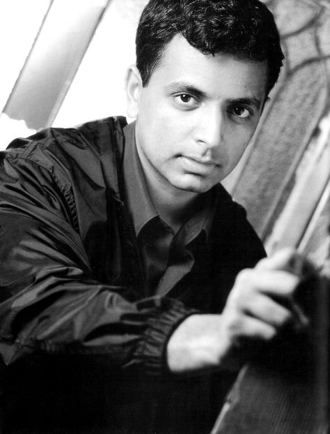 M. Night Shyamalan Famous Leos, Canadian Actors, M.night Shyamalan, The Sixth Sense, Night Shyamalan, Movie Directors, Sixth Sense, Most Handsome Actors, Chick Flicks