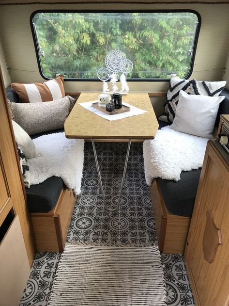 Caravan Interior Ideas, Caravan Interior Makeover, Popup Camper Remodel, Caravan Living, Interior Makeover, Motorhome Interior, Caravan Decor, Camper Interior Design, Tiny House Camper