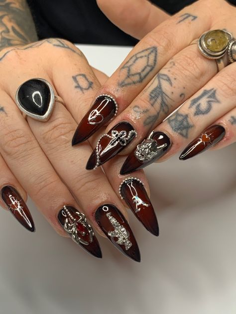 Stilleto nails #nails #vampirecore #nailart #halloween #trending #rednails Vampire Nails Short, Nailart Halloween, Vampy Nails, Vampire Core, Vampire Nails, Brown Nails Design, Goth Nails, Gem Nails, Brown Nails