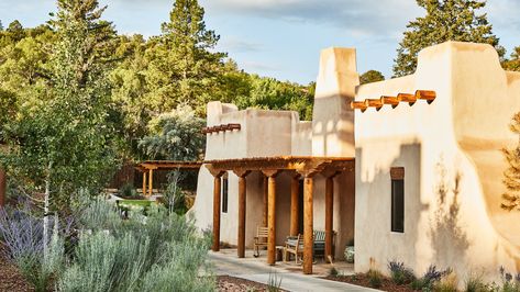 Bishop’s Lodge, Auberge Resorts Collection — Hotel Review | Condé Nast Traveler Arizona Resorts, Ghost Ranch, Desert Town, Canyon Ranch, Desert Environment, Desert Hot Springs, Camelback Mountain, Air Balloon Rides, Santa Fe New Mexico