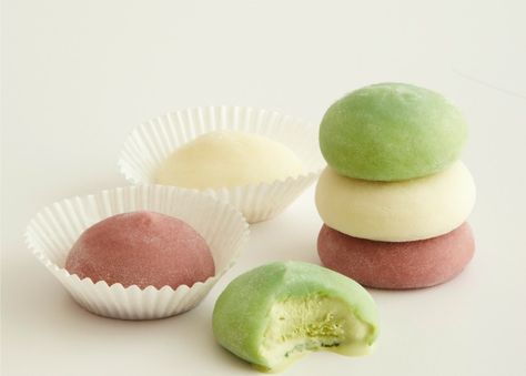 What Is Mochi, Sticky Rice Cake, Sweet Red Bean Paste, Lemon Brownies, Mochi Recipe, Mochi Ice Cream, Sweet Red Bean, Japanese Sweet, Japanese Dessert