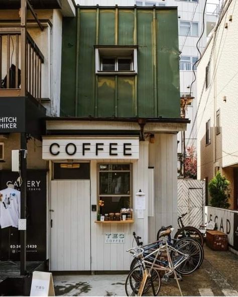 Coffee Tokyo, Coffee House Design, Coffee Shop Concept, Small Coffee Shop, Coffee Shop Business, Bookstore Cafe, Cafe Shop Design, Cozy Cafe, Shop Fronts