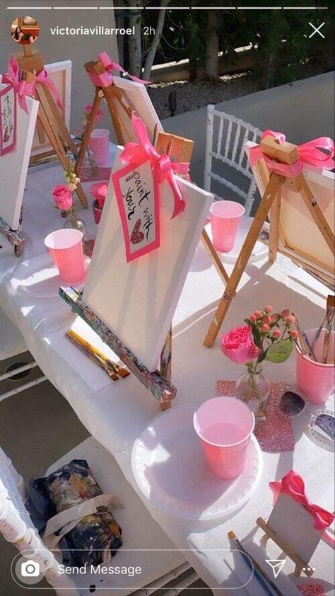 19 Insanely Cute 19th Birthday Party Ideas For An Unforgettable Day 19th Birthday Party Ideas, Galentines Event, 19th Birthday Party, Birthday At Home, 17. Geburtstag, Pyjamas Party, At Home Decor, Birthday Dinner Party, Galentines Party