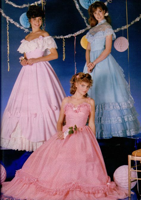 1989 Prom Dresses, 80s Quinceanera Dress, 1980s Fashion Dresses, 80s Fashion Prom, 80's Prom Dresses, Vintage Prom Dresses 80s, 80s Prom Outfits, 80’s Prom Dress, 80s Core