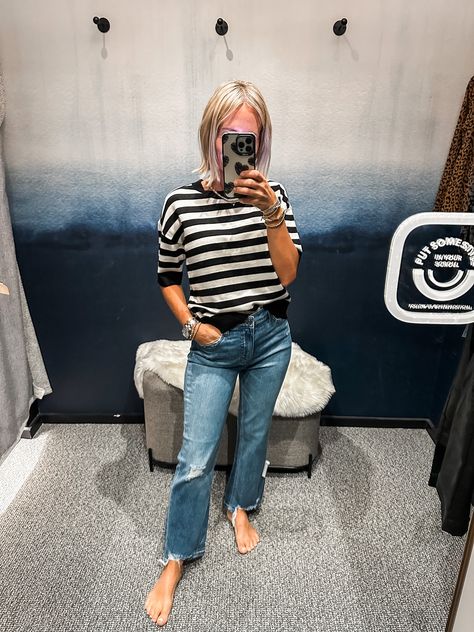 Kelsey High Rise Ankle Flare curated on LTK Ankle Flare Jeans Outfit, Ankle Flare Jeans, Flare Jeans Outfit, Jeans Outfit, Jean Outfits, Flare Jeans, High Rise, My Style, Denim Outfits