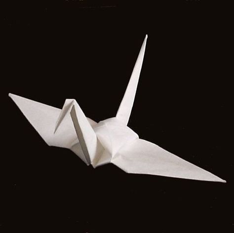 Cranes Origami, Paper Crane Mobile, Small Origami, 1000 Paper Cranes, Art Coursework, 1000 Cranes, Recycled Paper Crafts, Origami Swan, Ghibli Tattoo