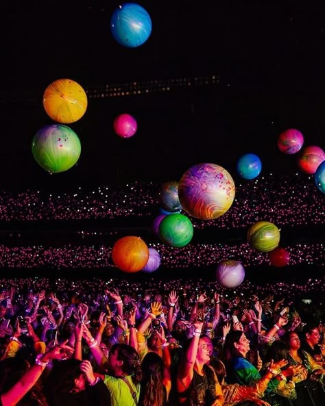 Coldplay Concert Tickets, Coldplay Show, Coldplay Tickets, Coldplay Concert Outfit, Coldplay Wallpaper, Coldplay Tour, Coldplay Live, Music Of The Spheres, Coldplay Music