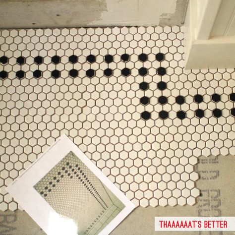 tile pattern for bathroom -craftsman home Bathroom Craftsman, Bungalow Bathroom, Tiles Vintage, Craftsman Bathroom, Bathroom Remodel Tile, Attic Renovation, Vintage Bath, Diy Bathroom Remodel, Room Tiles