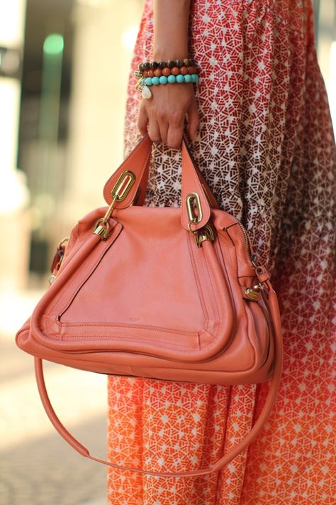 Chloe - gorgeous bag, gorgeous color. Chloe Paraty, Material Gworl, Viva Luxury, Chloe Handbags, Handbag Heaven, Chloe Bag, Orange Dress, Hand Bags, Beautiful Bags