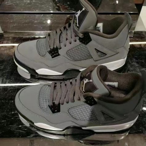 The Appearance Of The Shoes Is Largely Made Of Grey Bulbar Leather. The Buckle On The Side Of The Shoe Is The Same Gray Color As The Shoe Body. The Toe Of The Shoe Is Also Made Of Grey Suede Material, And The Entire Top Of The Tongue And Heel Of The Shoe Up To The Pull Piece Of The Shoe Is Also Made Of Grey. Grey Jordan 4, Jordan 4 Cool Grey, Cool Grey Color, Cute Jordans, Nike Shoes Women Fashion, Pretty Sneakers, Birthday Collage, Nike Fashion Shoes, Jordan 4s