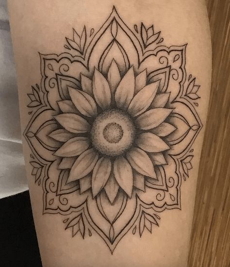 Sunflower Mandala Tattoo, Simple Mandala Tattoo, Mandala Tattoo Ideas, Mandela Tattoo, Cuff Tattoo, Throat Tattoo, Boho Tattoos, Beautiful Flower Tattoos, Muster Tattoos