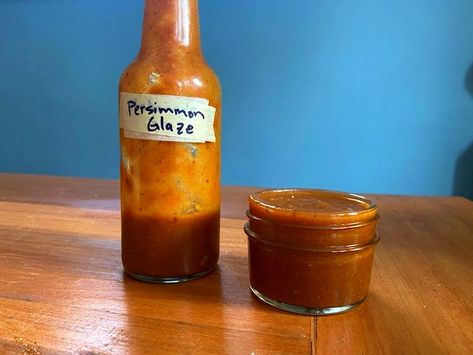 Persimmon Bbq Sauce, Persimmon Hot Sauce, Wild Persimmon Recipes, Persimmon Sauce, Mopping Sauce, Wild Persimmon, Persimmon Pudding, Persimmon Recipes, Hot Sauce Recipes