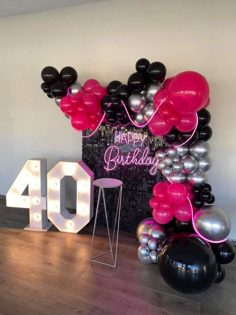 Pink Silver Black Party Decorations, Black And Pink Balloons Decoration, Pink And Black Balloon Arch, Black Party Decorations, Gold Birthday Party Decorations, Silver Party Decorations, Birthday Party Planner, Disco Party Decorations, 20th Birthday Party