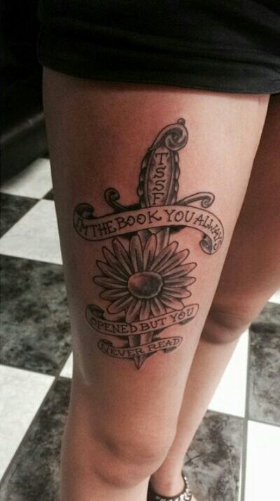 Tssf Tattoo, Punk Tattoos, Tattoo Thoughts, Punk Tattoo, Tattoo Inspo, Compass Tattoo, Dreamcatcher Tattoo, Tatting, Tattoos