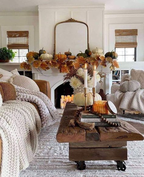 Vintage Fall Decor, Fall Mantle Decor, Fall Fireplace, Fall Coffee Table, Fall Mantle, Fall Living Room, Fall Decor Inspiration, Fall Thanksgiving Decor, Farmhouse Fall Decor