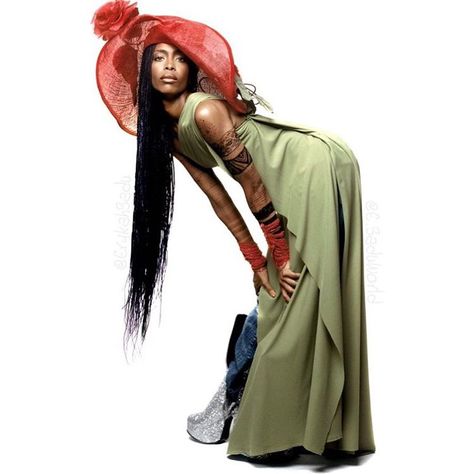 Erykah Badu 🎩🍏 (@e.baduworld) 🌹 Morning  Young Erykah Eryka Badu, Erykah Badu Style, Erykah Badu, Earthy Outfits, Afro Punk, Black Excellence, Editorial Fashion, Style Icons, Pretty People