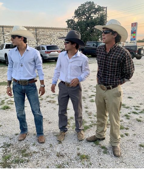 #western #cowboy #punchy Summer Western Outfits Men, Western Fits Men, Ffa Outfits, Southern Men Outfits, Country Outfits Men, Dickies Outfits Men, Takuache Outfits, Summer Western Outfits, Takuache Outfits Guys