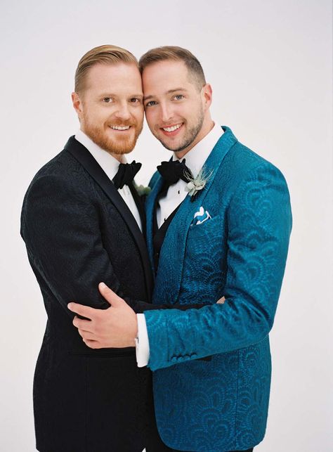 Tom Ford Tuxedo, Gay Wedding Photography, Gay Wedding Photos, Modern Luxury Wedding, Gay Wedding Ideas, Man Gay, Lesbian Weddings, Gay Weddings, Men In Love