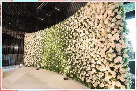 Looking for the perfect indoor wedding backdrop design to make your special day truly memorable? Check out these stunning ideas that will add an elegant touch to your wedding decor. From romantic floral arrangements to modern geometric designs, there's something for every couple's style. Create a picture-perfect backdrop for your ceremony or reception with these beautiful indoor wedding designs. Flower Wall Wedding Ceremony Backdrop, Indoor Wedding Backdrop, Wedding Flower Wall Backdrop, Floral Wall Wedding, Rose Wedding Decorations, Engagement Decoration, Reception Stage Decor, Flower Backdrop Wedding, Engagement Decor