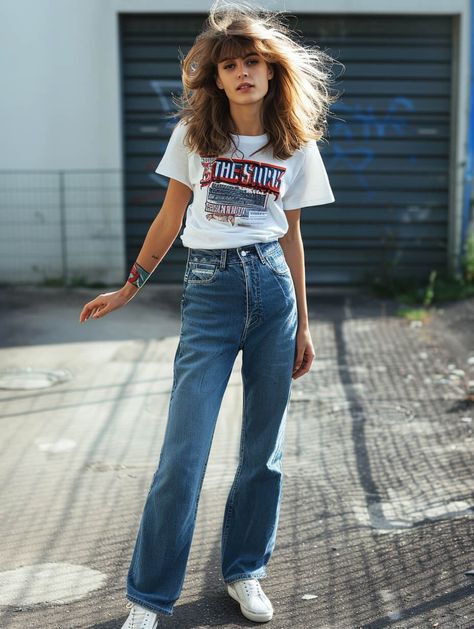 Dark Mom Jeans Outfit, Dark Mom Jeans, Mom Jeans Outfit, Weather Outfits, Warm Weather Outfits, Jeans Outfit, Jean Outfits, Warm Weather, What To Wear