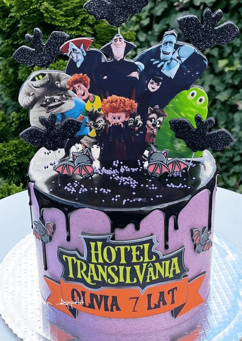 Hotel Transylvania Birthday Cake Ideas Images (Pictures) Transilvania Birthday Party, Hotel Transilvania Cake, Hotel Transylvania Birthday Party, Hotel Transylvania Cake, Festa Hotel Transylvania, Hotel Transylvania Birthday, Hotel Transylvania Party, Elena Birthday Party, Royal Wedding Cake