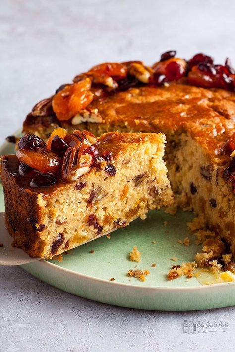 Dried Cranberry Cake, Dried Apricot Cake, Dried Fruit Cake Recipe, Dry Fruit Cake, Dried Fruit Cake, Fruit And Nut Cake, Nuts Cake, Glazed Fruit, Light Fruit Cake