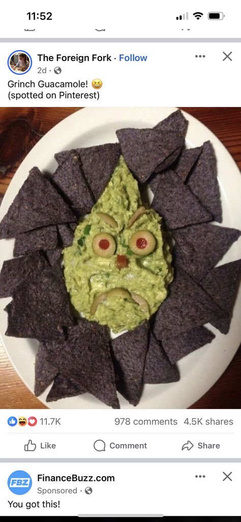 Grinch Guacamole, Christmas Vacation Party, Smart School House, Football Snacks, Fun Money, Guacamole Recipe, Cookie Exchange, Recipe Details, Christmas Dinner