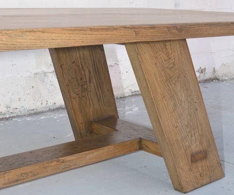 Custom Banquet Table in Vintage White Oak, Made to Order by Petersen Antiques In Excellent Condition For Sale In Los Angeles, CA White Oak Dining Table, Wood Table Legs, Woodworking Cabinets, Simple Woodworking Plans, Banquet Table, Woodworking Table, Banquet Tables, Farmhouse Dining Table, Oak Table