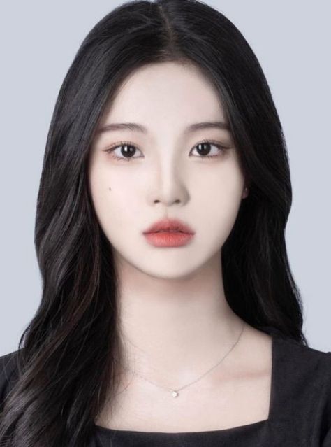 Cute Korean Face Claims, Kpop Idol Eyebrows, Yujeong Ulzzang, Smile Claim For Dr, Korean Woman Face, Face App Face Claims, Asian Face Claim Female, Korean Girl Face Claim, Korean Face Claims