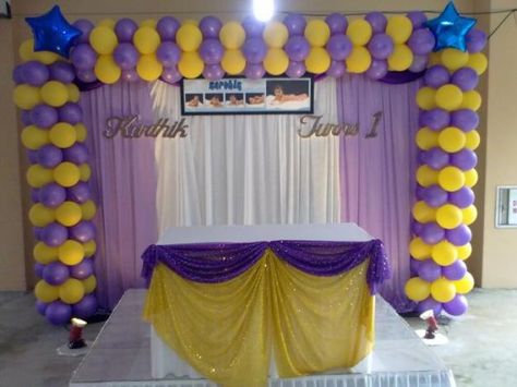 purple and yellow? nice combinations Princess Tangled, Dance Decor, Purple Party Decorations, Open House Parties, Balloons Ideas, Dance Decorations, Balloon Arches, Purple Party, Athletic Trainer