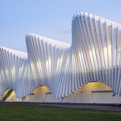 Mediopadana Station by Santiago Calatrava - Parametric Architecture Santiago Calatrava Architecture, Daniel Libeskind, John Pawson, Kengo Kuma, Parametric Architecture, Santiago Calatrava, Modern Architects, Renzo Piano, Carlo Scarpa