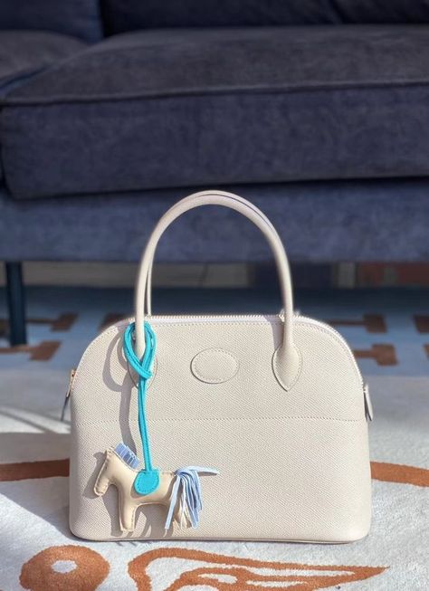 🎁Factory direct shipment ✈️Worldwide Free Shipping ☆ WhatsApp: +8615018754260 Hermes Bolide, Top Collection, New Handbags, Kate Spade Top Handle Bag, Crossbody Shoulder Bag, Fashion Statement, Wellness Design, Paper Bag, Women Handbags