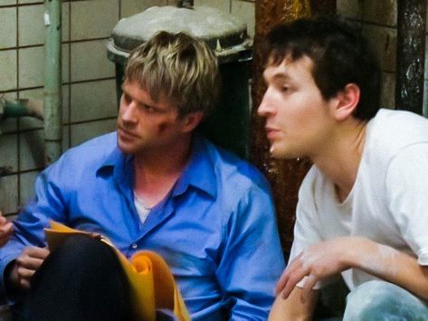 Carey Elwes and Leigh Whannell on the set of saw (2004) Lawrence Saw, Saw 2004, Leigh Whannell, Saw Film, Saw 1, Cary Elwes, Live Or Die, The Saw, All Movies