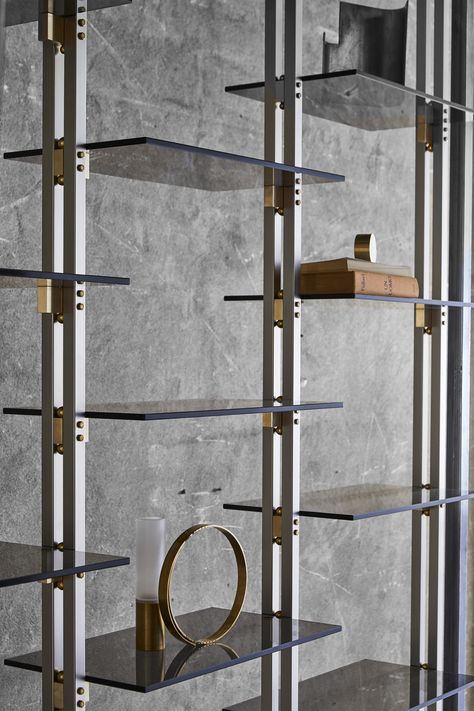 Classic Bookshelves, Paint Brass, Metal Workshop, Regal Design, Tempered Glass Shelves, Modular Shelving, Shelving Systems, Creative Furniture, Shelf Design