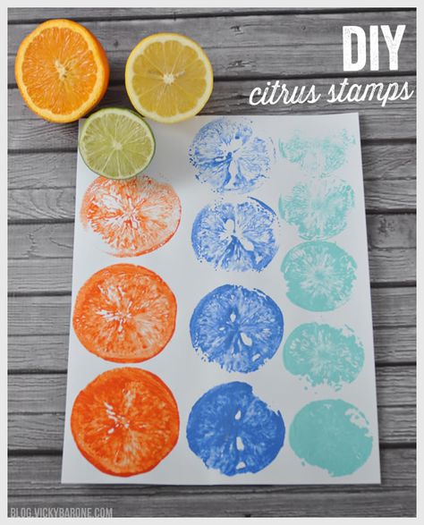 Here is an incredible easy and fun craft to do with your kids this Summer! All you need are some citrus fruits and acrylic paint to create these bright, summery prints. We saw the idea here and tho... August Crafts, Lemon Crafts, Fruit Crafts, Preschool Art Projects, Painting Activities, Fun Crafts To Do, Citrus Fruits, Toddler Art, Stamping Ideas