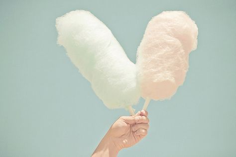 Cotton Candy Love Green Cotton Candy, Blue Cotton Candy, Robert Frank, Candy Floss, Colour Blocking, Visual Poetry, Colorful Candy, Summer Treats, Pink Summer