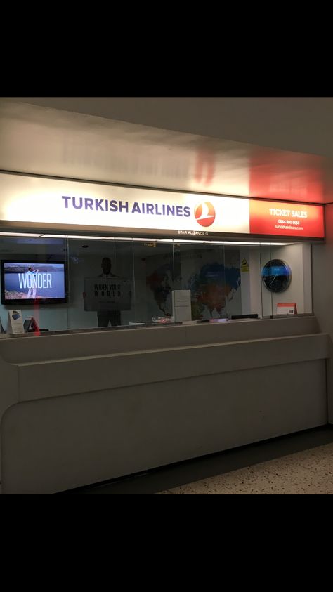 Turkish Airlines Company Check In Desk Turkish Airport, Check In Desk, Airport Immigration, Company Check, Airline Company, Turkish Airlines, Ticket Sales, Reception Design, Airline Tickets