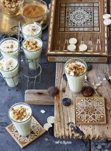 Salep Recipe, Warm Winter Drinks, Middle East Food, Middle East Recipes, Dubai Food, Winter Drink, Egyptian Food, Arabic Sweets, Eastern Cuisine