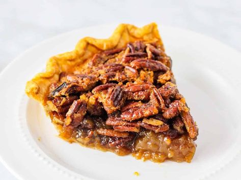 Pecan Pie Pecan Pie Recipe Southern, Maple Pecan Pie, Homemade Pecan Pie, Southern Pecan Pie, Best Pecan Pie, Sweet Potato Souffle, Bourbon Pecan Pie, Steak Dishes, Roasted Pecans