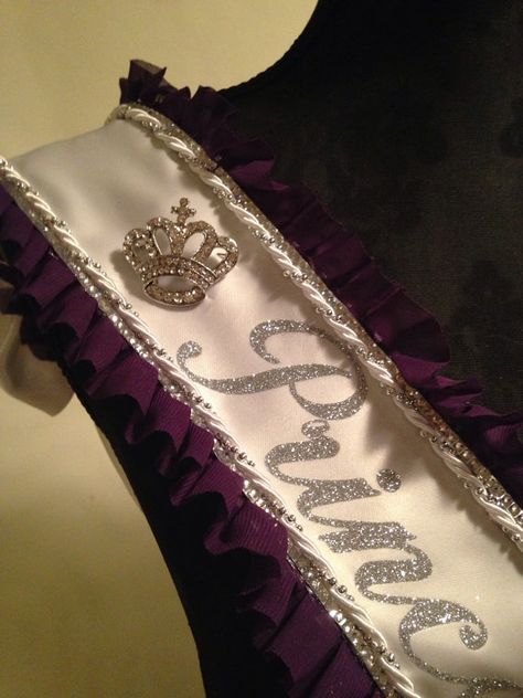 Add-on BLING by LMBachelorette on Etsy Pageant Aesthetic, Pageant Sashes, Pageant Life, Eye Drawing Tutorials, Prom Queens, Christmas Drinks, Pretty Jewellery, Graduation Party, Front Row