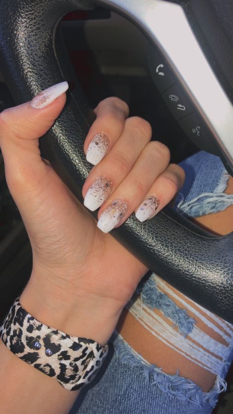 White Nails Rose Gold Glitter, White And Glitter Nails Short, Short Coffin New Years Nails, Gold Glitter Dip Powder Nails, Gold Dip Nails Powder, Nye Nails Dip Powder, New Years Nails White And Glitter, New Years Nails Acrylic Coffin Short, New Years Nails Gold Glitter