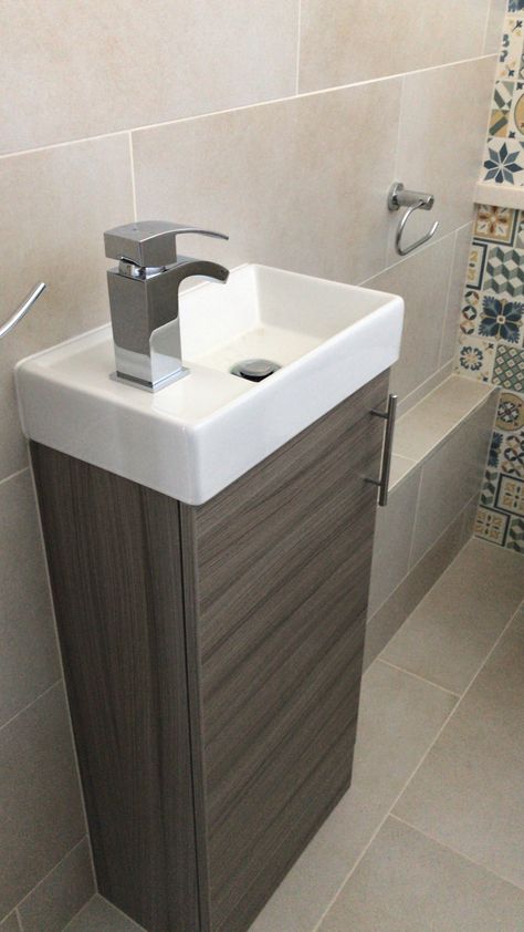 Wash Basin Design, Washbasin Cabinet, Handmade Sink, Toilet And Bathroom Design, Custom Tile Shower, Kitchen Sink Design, Washbasin Design, Turkish Tiles, Washroom Design