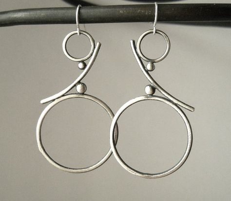 I make these double hoop earrings by hand, in sterling silver. I make each pair by hand so each pair will vary slightly from the one shown- but they will look very close! MADE TO ORDER. Please allow up to 2 weeks for me to make this pair for you! * measures approximately 2 3/8 long- from top of the ear wire (59mm long) x 1 1/4 wide 30mm * They will come with rubber backings to help prevent from sliding out of your ears. They come on my white Q2 earring card, in a lovely pillow bo... Plain Silver Rings, Double Hoop Earrings, Black Gold Jewelry, Earrings Inspiration, Sea Glass Jewelry, Sterling Silver Hoops, Earrings Sterling Silver, Silver Hoop Earrings, Silver Diamonds