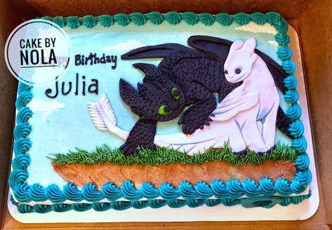 How to Train Your Dragon cake...   #cakedecorating #cakesofinstagram #instacake #cakestagram #decoratedsheetcake #sheetcake #handcutfondant #cakedecoratorsofinstagram #howtotrainyourdragon #howtotrainyourdragoncake #sheetcakesdonthavetobeboring #decoratedcakes Dragon Sheet Cake, How To Train Your Dragon Cake, Httyd Cake, Square Cake Design, Dragon Birthday Cakes, Easy Cakes, Dragon Cake, Dragon Birthday, Dragon Party