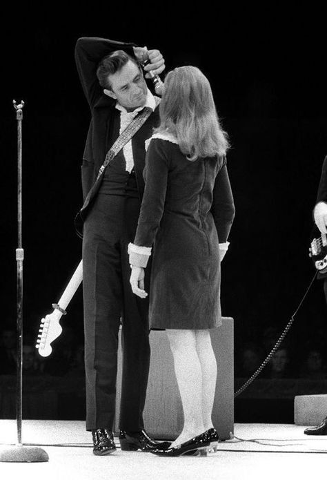 June Cash, Johnny Cash June Carter, June Carter, June Carter Cash, Johnny And June, Carter Family, Brodie Sangster, I'm With The Band, Classic Image