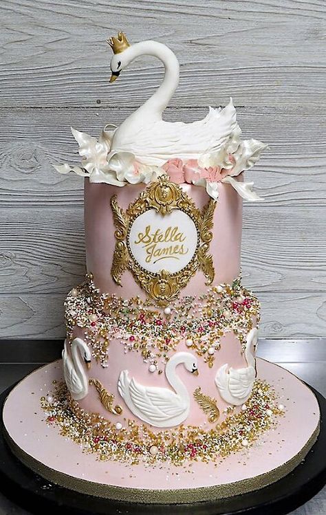 Swan Princess Cake, Swan Baby Shower, Gold Swan, Cake Wrecks, 41st Birthday, Swan Princess, Girl Birthday Themes, Cool Wedding Cakes