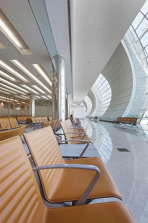 Beautiful Airport, Airport Interior, Airport Layout, Modern Airport, Luxury Airport, Lounge Aesthetic, Air Arabia, Airport Check In, Dubai International Airport