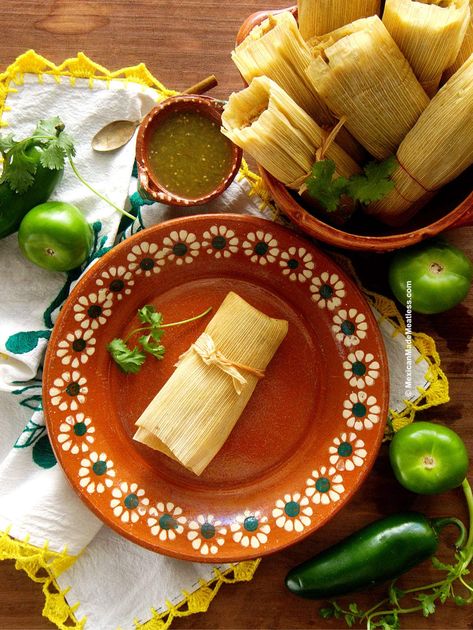 Learn how to fold tamales and make the most delicious homemade tamales. This easy to follow guide will show you a very easy and the best way to fold tamales. Mexican Tamales Aesthetic, Tamales Photography, Tamales Aesthetic, Tamales In Crockpot, Mexican Meat Recipes, Crockpot Meat Recipes, Authentic Mexican Tamales, How To Reheat Tamales, Food Recipes Meat