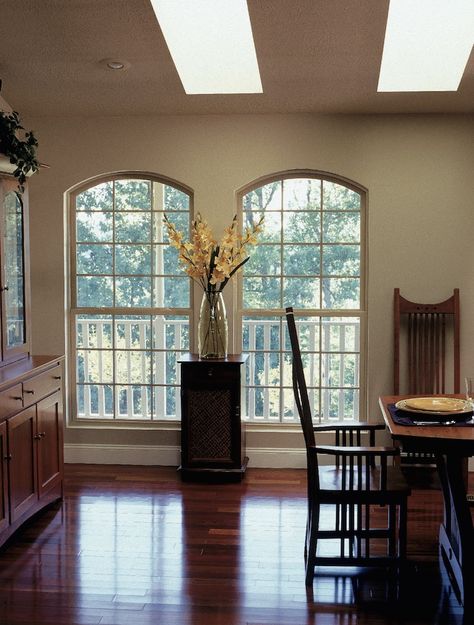 With endless custom options, these homeowners chose eyebrow styled geometric top windows with colonial grids. Eyebrow Window, Specialty Windows, Single Hung Windows, Vinyl Windows, Geometric Top, Window Types, Windows Exterior, Texas Homes, Arched Windows